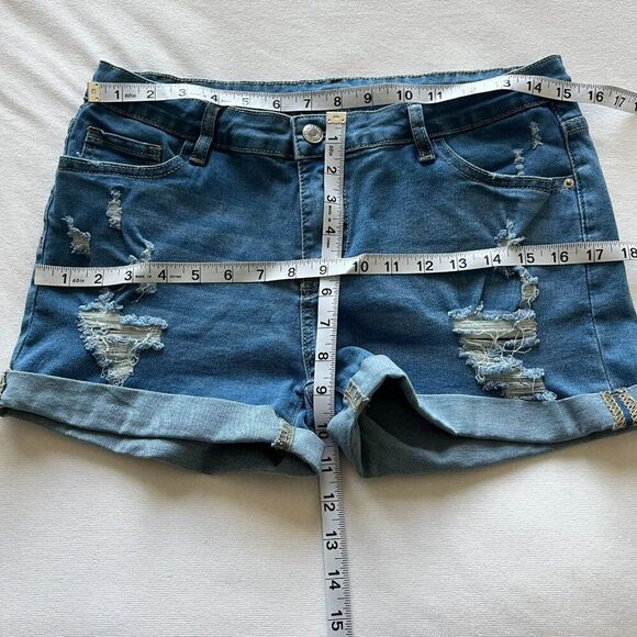 Blue Jean Shorts, Large - Picture 3 of 4